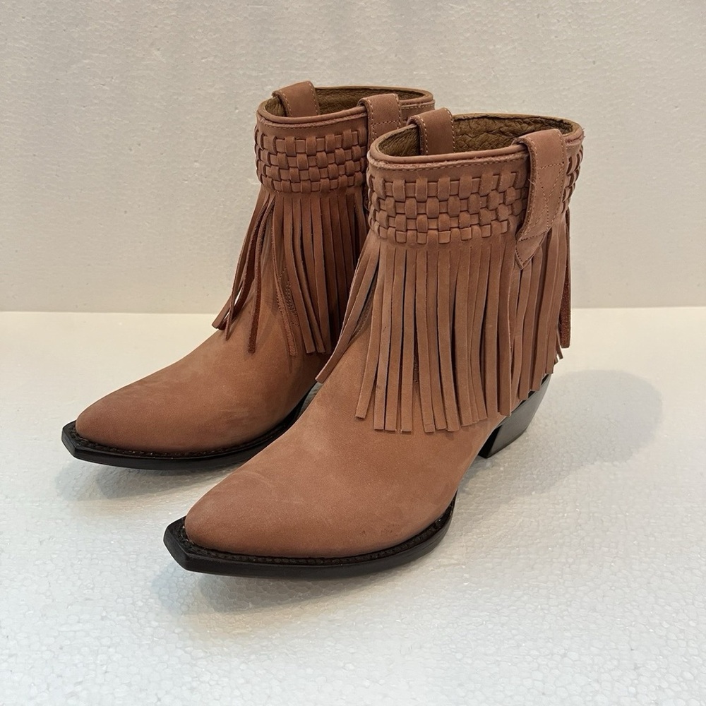 NWOB Frye Sacha Short Fringe Bootie Boots Leather